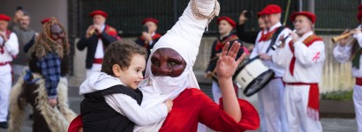 [Argazki-galeria] Ihoteak: Kuestazioa, auzo eta auzotarren altxorra 